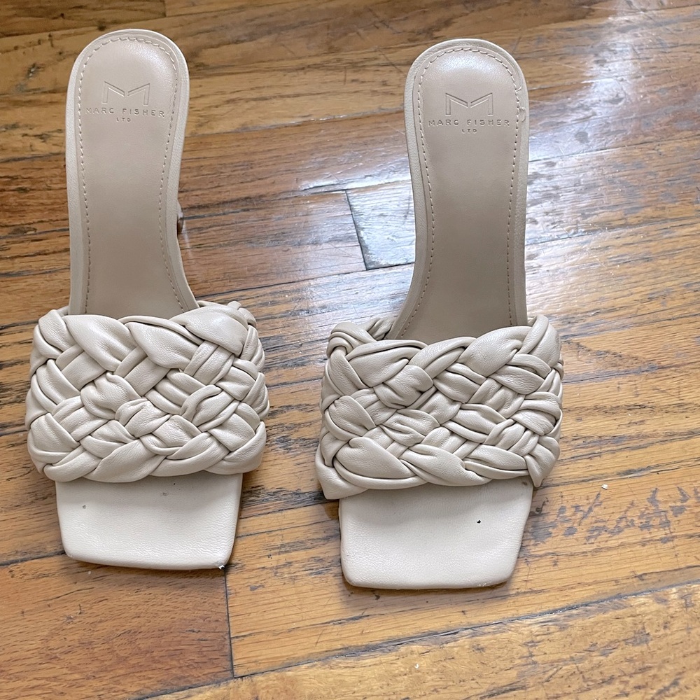 Very comfortable leather stilettos. Size 6